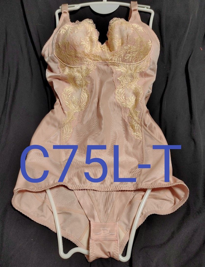 マルコ カーヴィシャス C75L-T フルカップボディスーツ 試着美品 長身