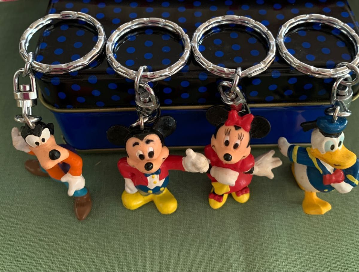 ディズニー キーホルダー 4個セット 昭和レトロ｜Yahoo!フリマ（旧