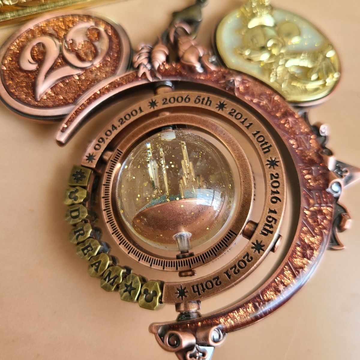 ディズニーシー20周年クリスタルスフィア ルミナスサン グランド