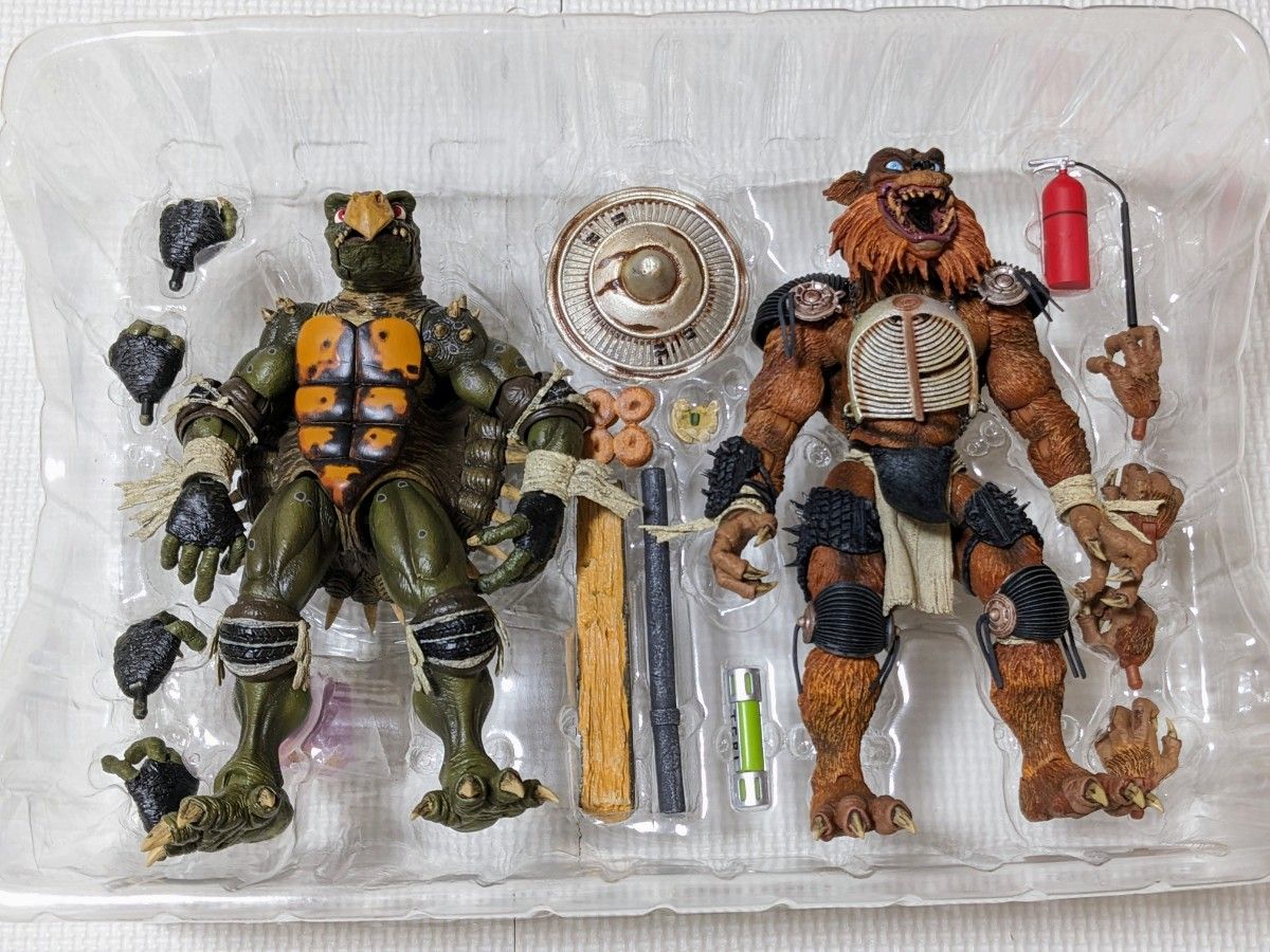NECA TMNT ネカ ニンジャ タートルズ トッカ＆ラーザー TOKKA RAHZAR