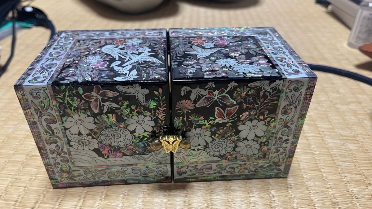 韓国螺鈿細工 ジュエリーボックス 木製 貝殻 漆器 小物入れ 伝統工芸
