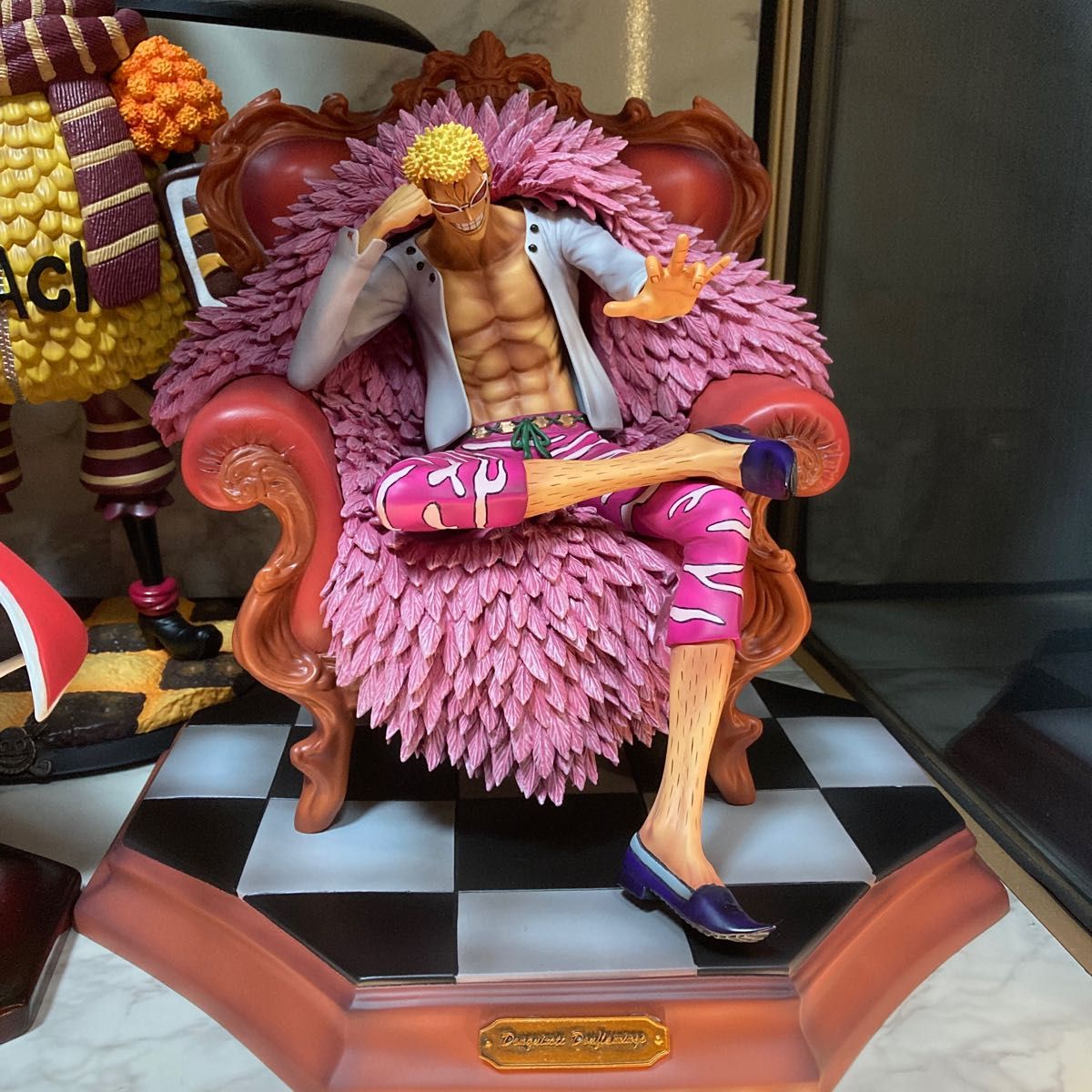 ワンピース フィギュア ドンキホーテ ドフラミンゴ pop 海外 maximum