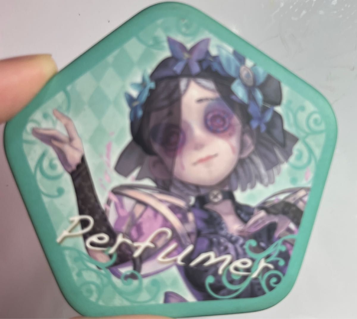 第五人格缶バッジ/調香師 ウィラナイエル｜Yahoo!フリマ（旧PayPayフリマ）