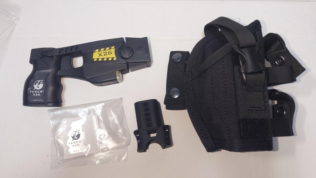 X26テイザータイプ TASER モデルガン ホルスターセット us マーシャル