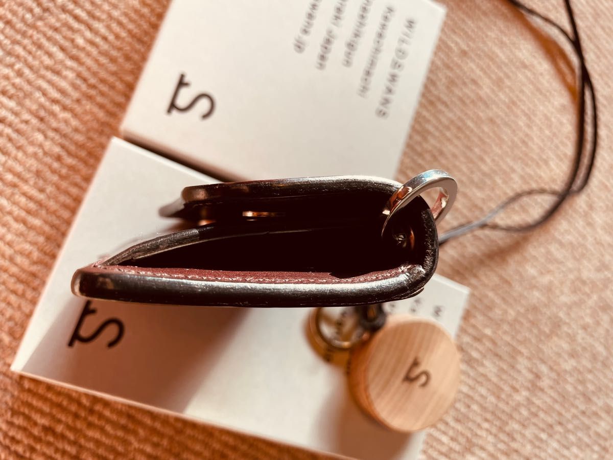 WILDSWANS ワイルドスワンズ TONGUE タング アイレット シェルコード