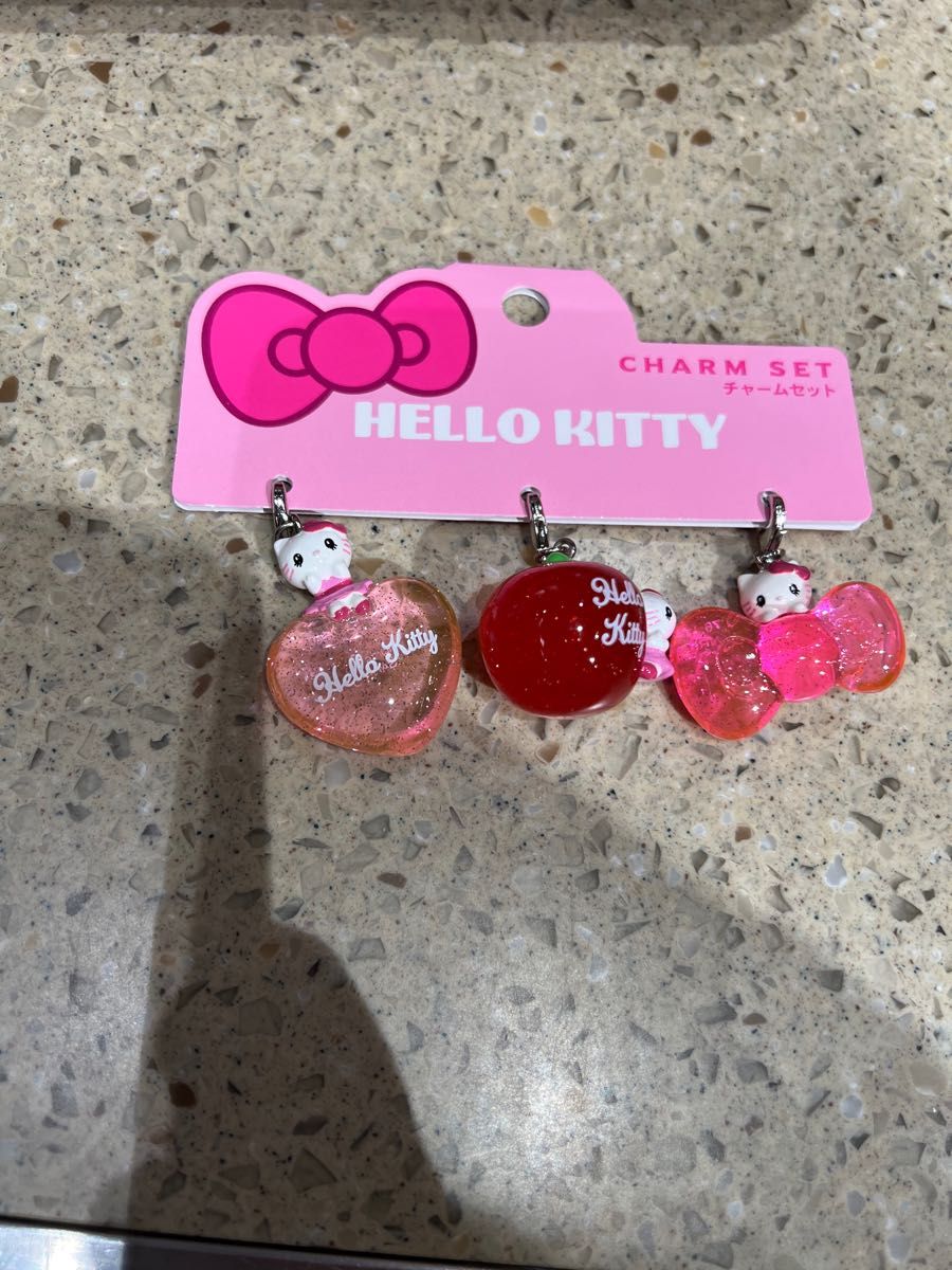 USJ 限定 キティーちゃん チャームセット ハローキティ｜Yahoo!フリマ