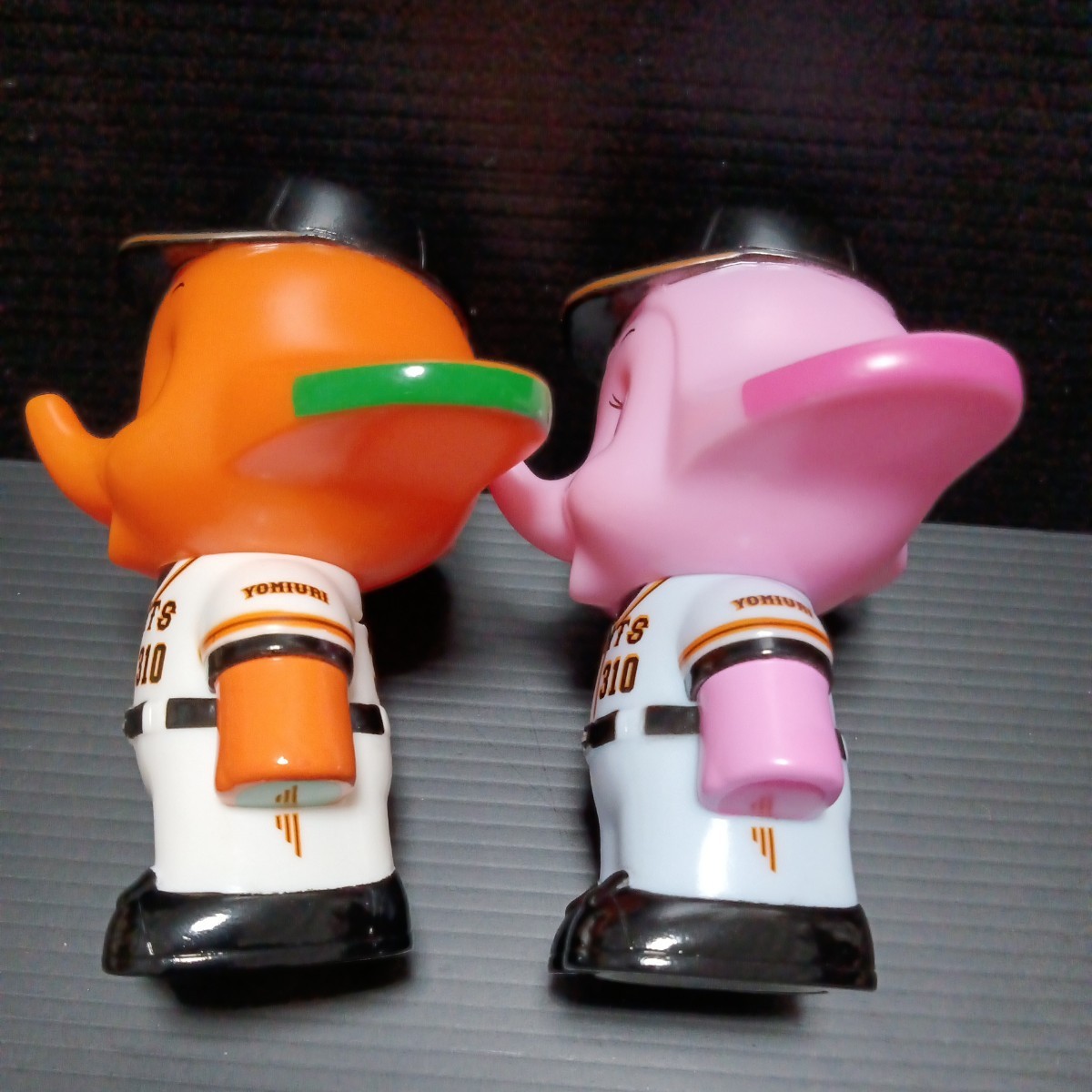 佐藤製薬「サトちゃん 貯金箱」ジャイアンツ 野球 フィギュア 人形