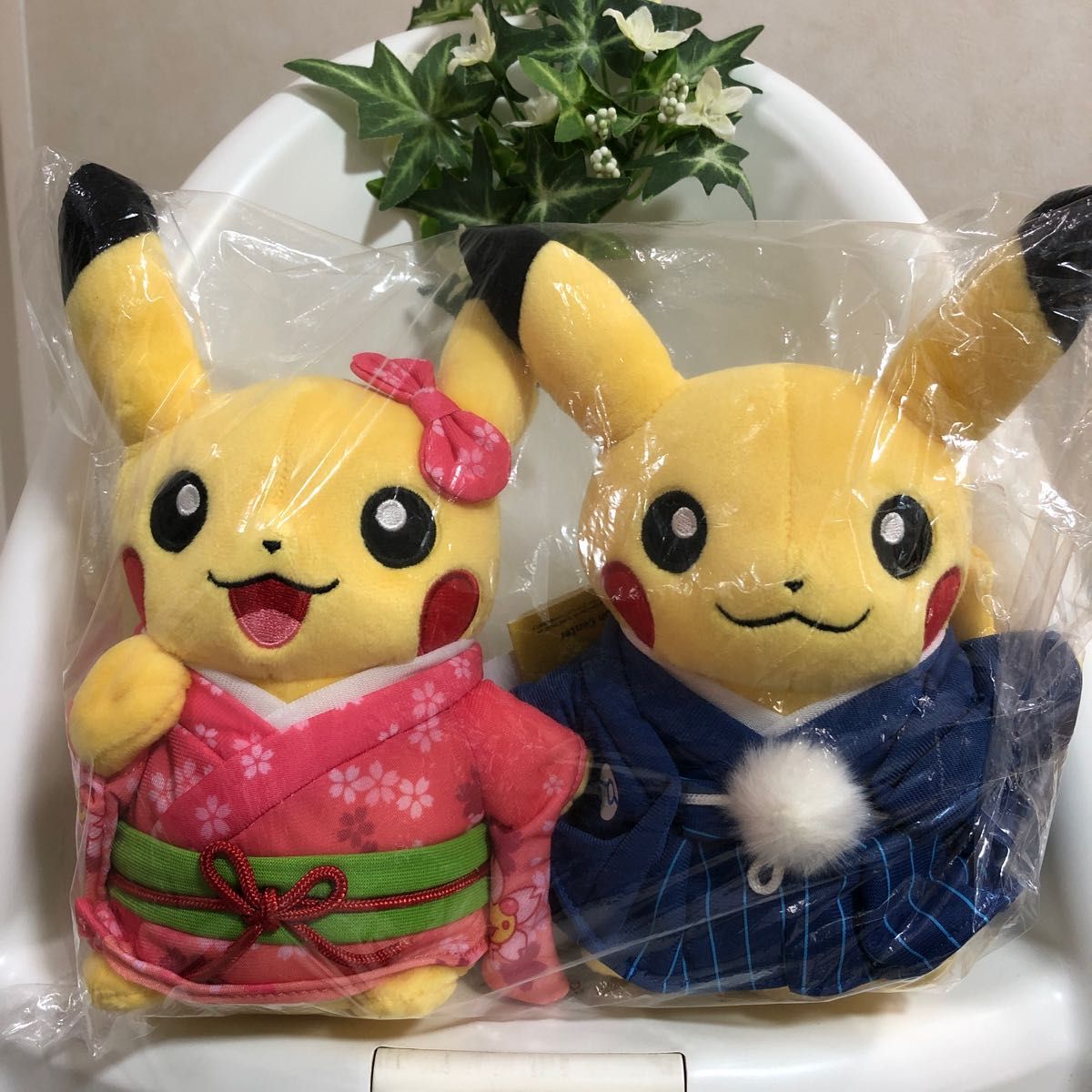 ポケモンセンター マンスリー ピカチュウ 1月 ぬいぐるみ ペア