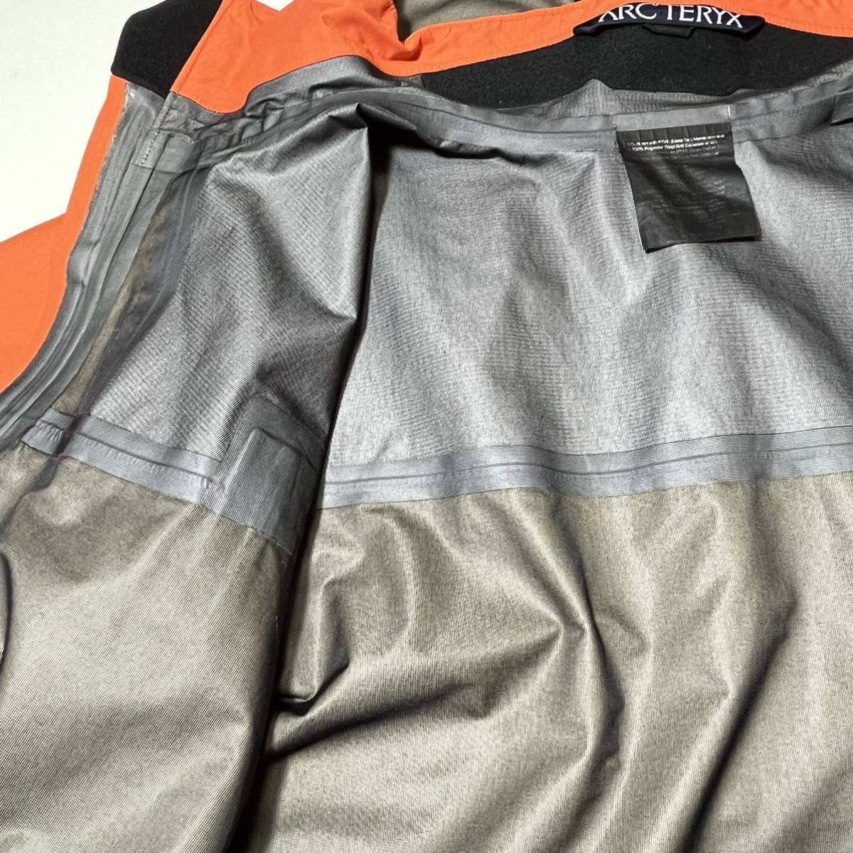 アークテリクス Arc'teryx ビンテージ BETA AR カナダ製 銀刺繍