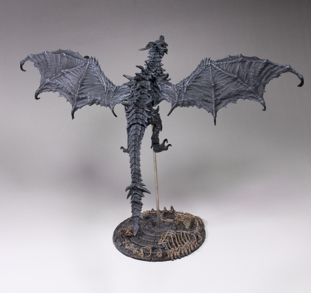 McFarlane Toys Skyrim Alduin スカイリム アルドゥイン フィギュア