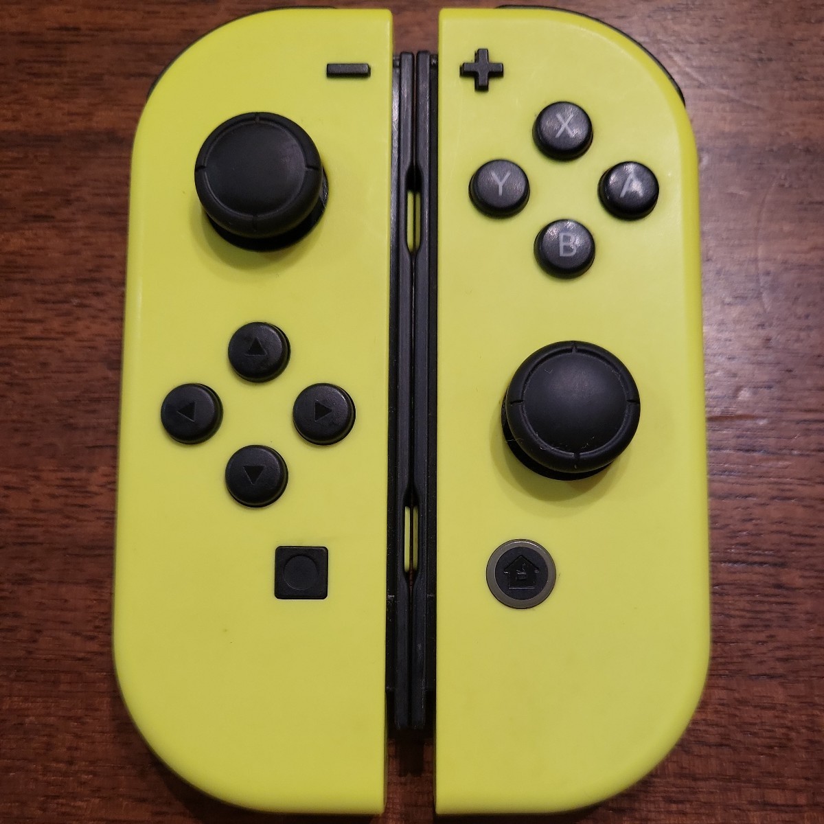 Nintendo Switch ジョイコン 動作確認済 (L)ネオンイエロー/(R)ネオン