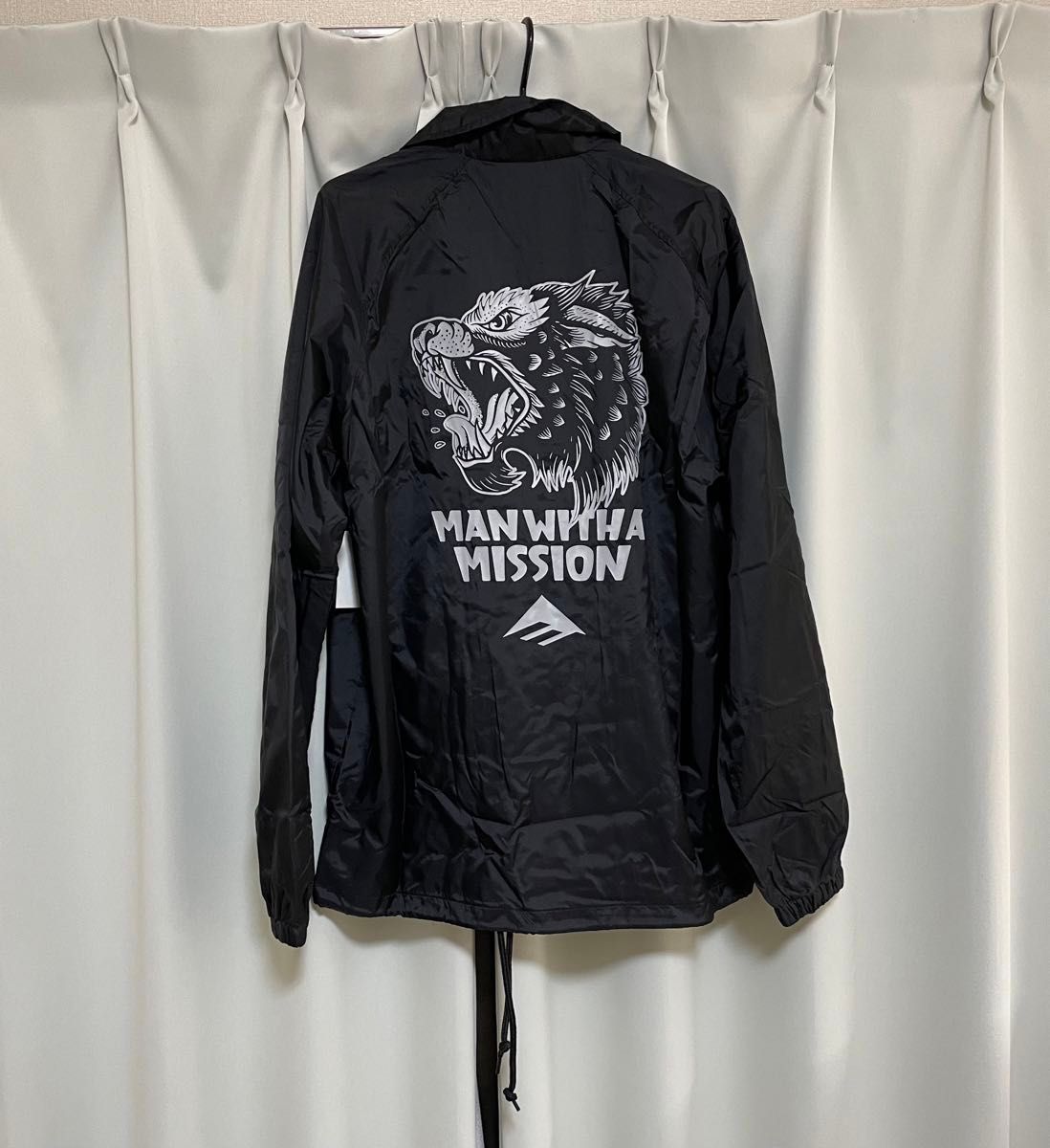 マンウィズ エメリカ コラボコーチジャケット Mサイズ MAN WITH A
