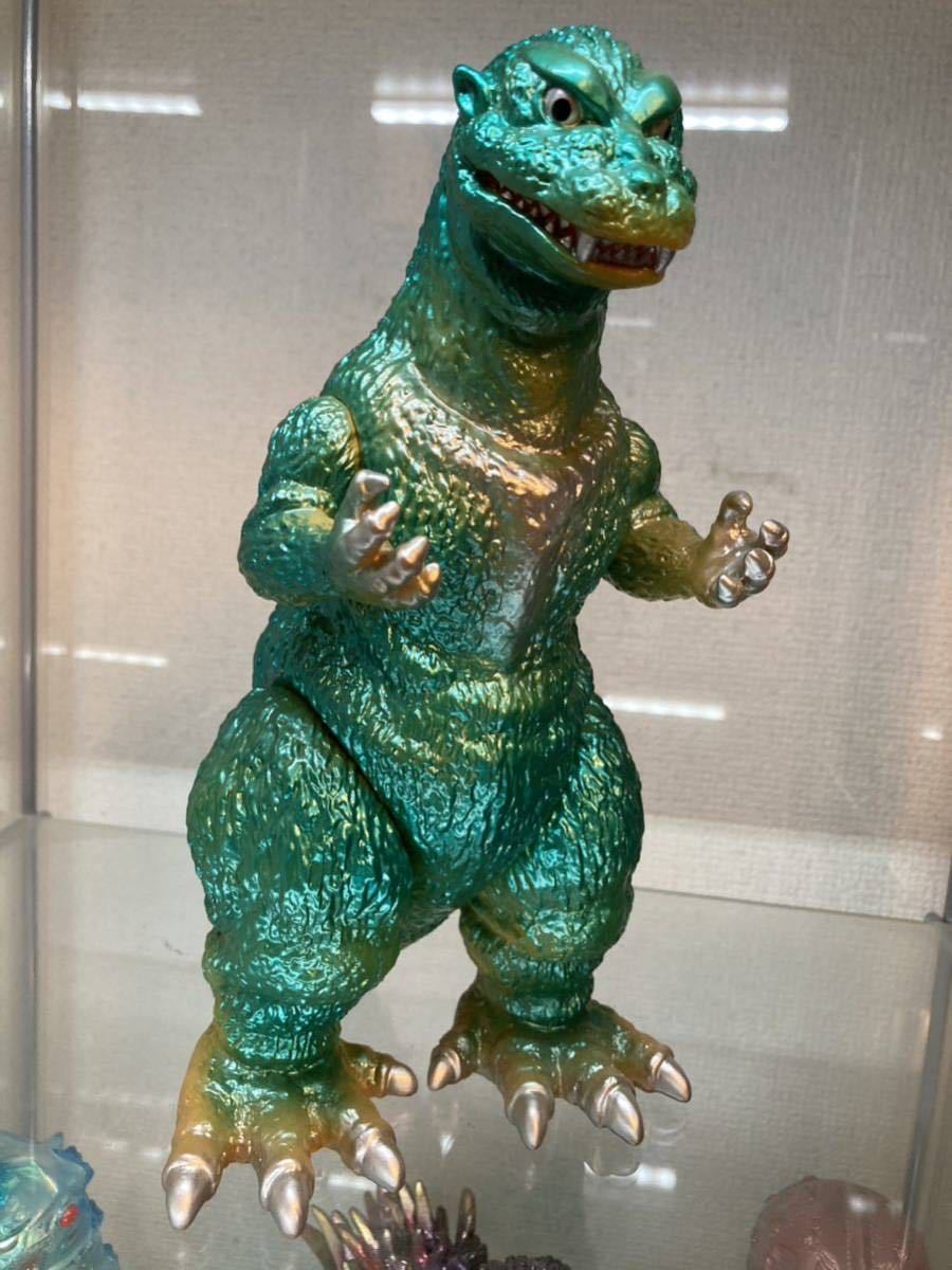 Yahoo!オークション - M1号 初代ゴジラ レトロイエロー