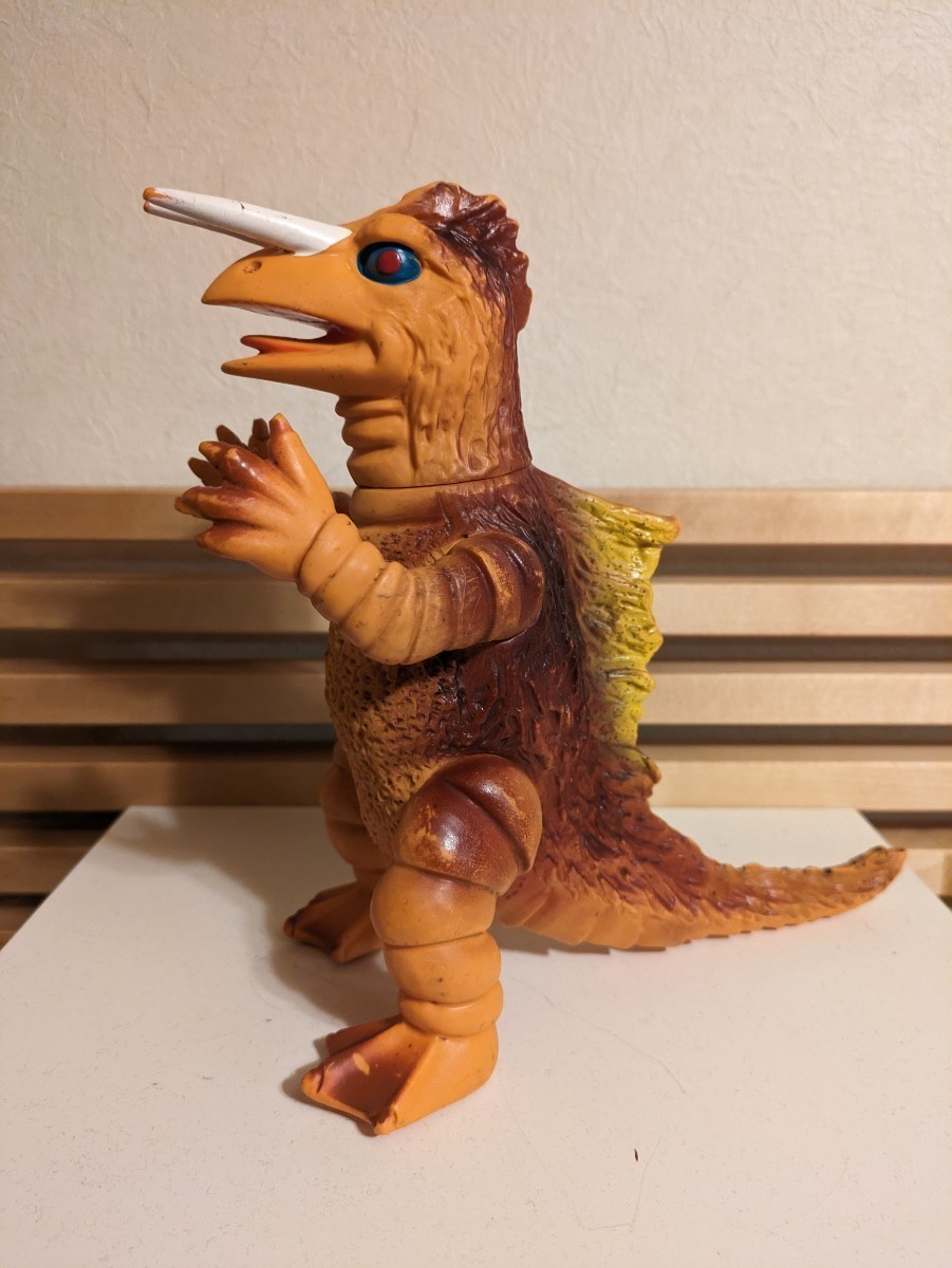 Yahoo!オークション - 当時物 珍色 マルサン ドランゴ パチ怪獣ソフビ