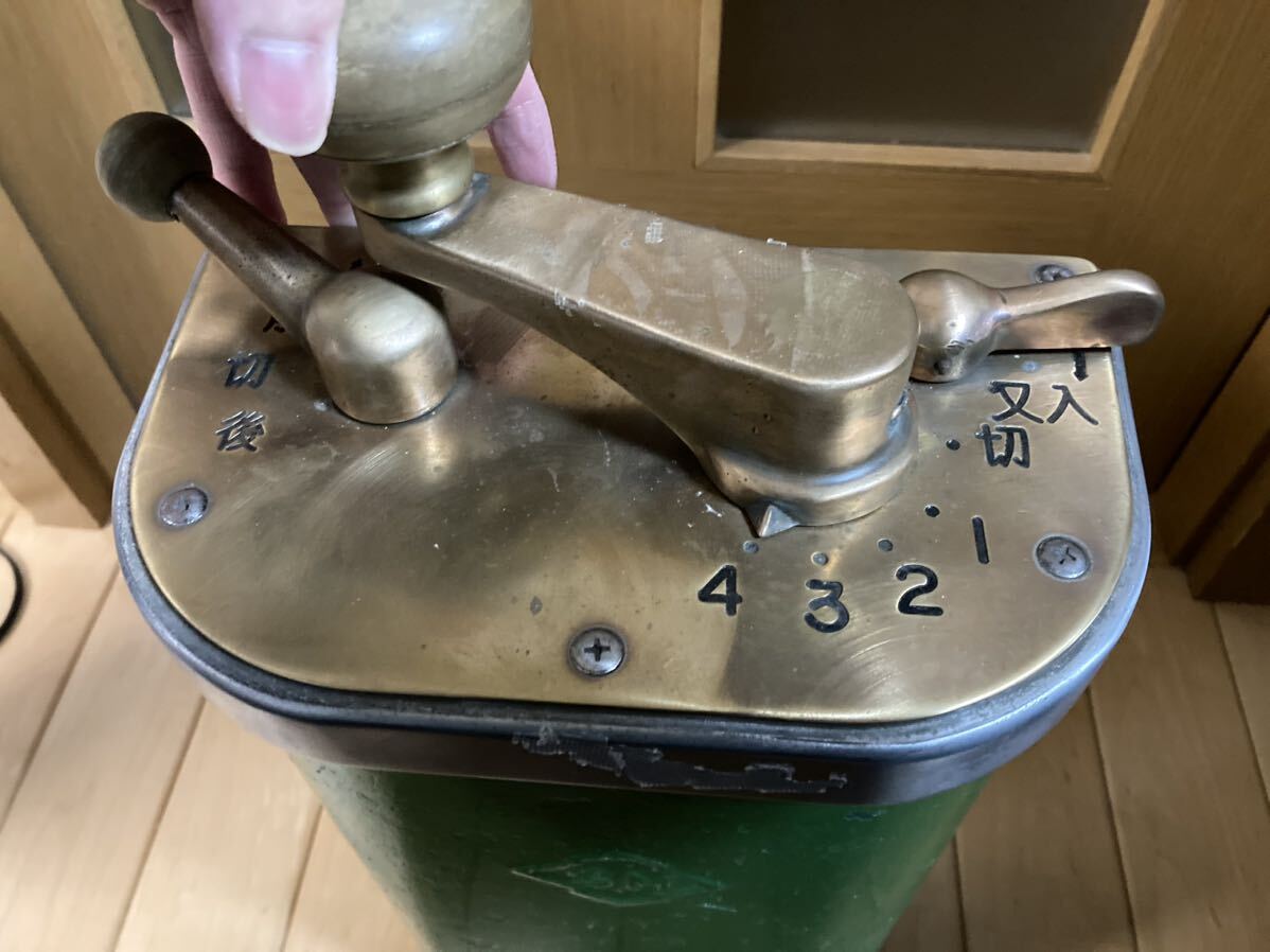 Yahoo!オークション - 八 103系 マスコン MC22形主幹制御器 昭和38年製