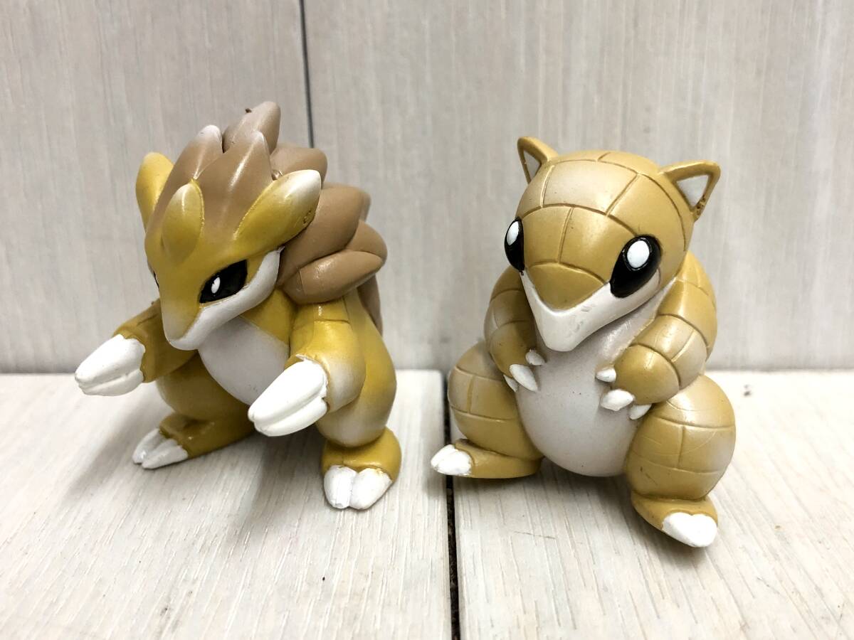 送料無料 モンコレ 2体 TOMY トミー ポケモン サンド サンドパン