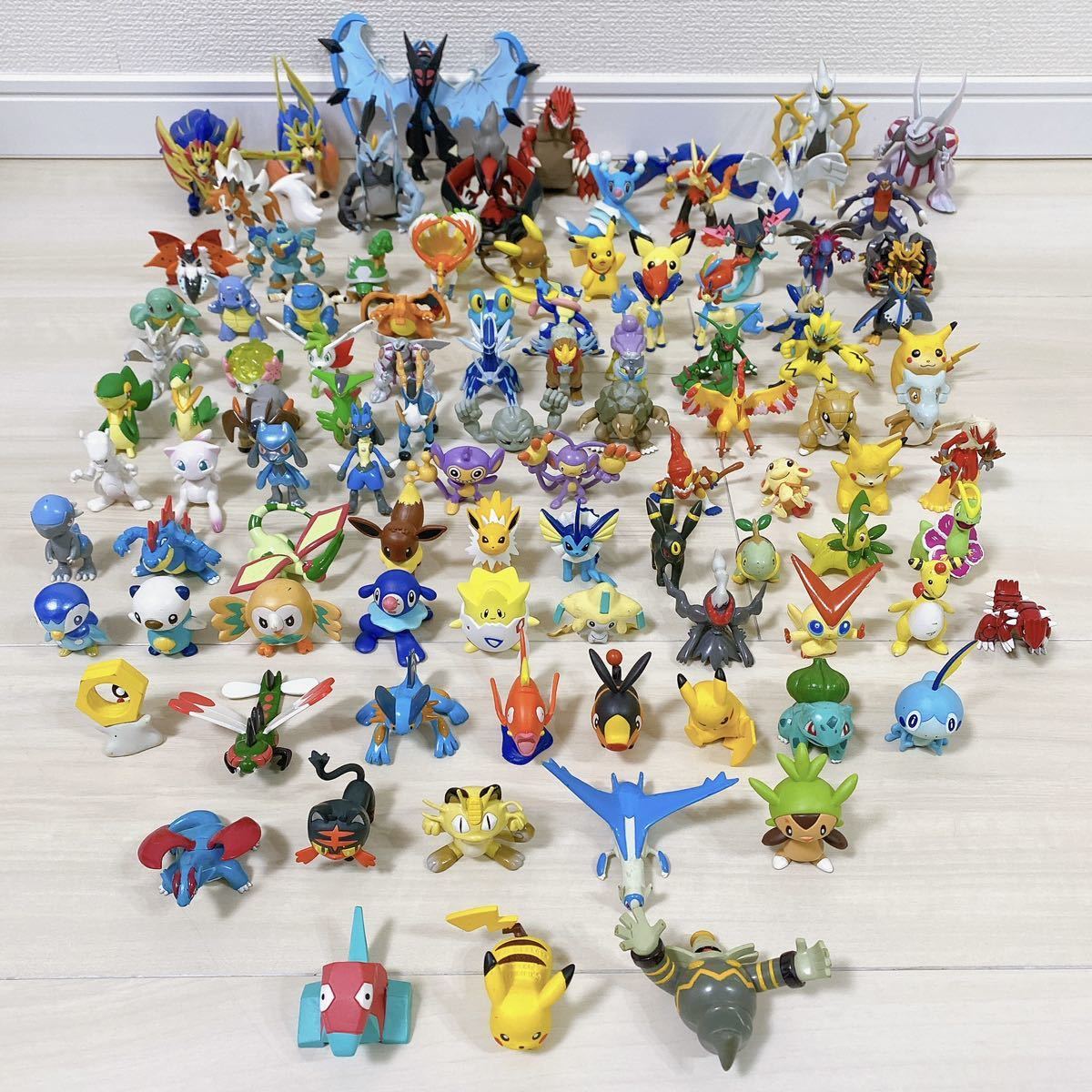 Yahoo!オークション - ポケモン モンコレ 100個セット まとめ売り