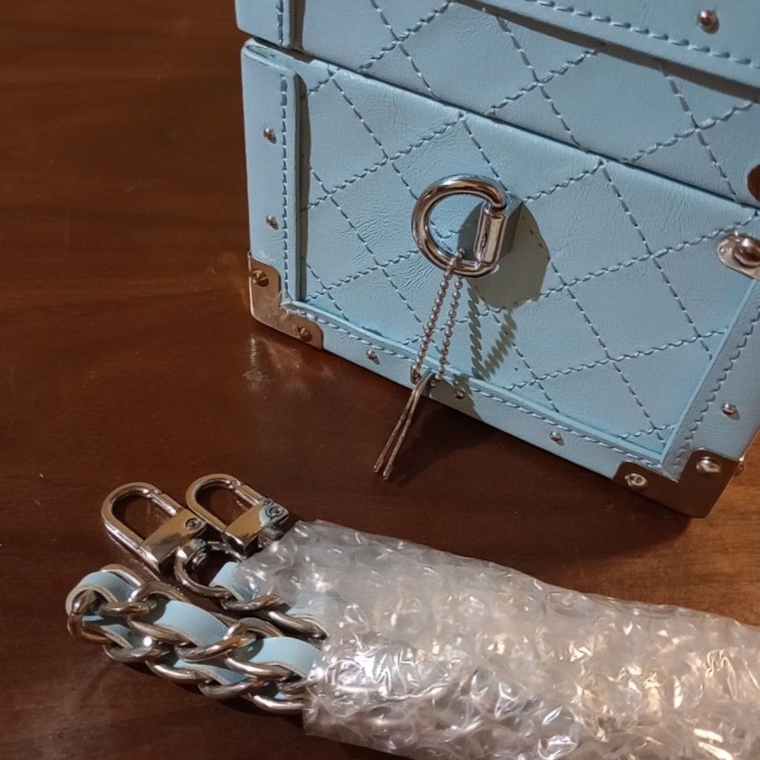 エンジェル シャンパン 空き箱ドゥセミック 水色｜Yahoo!フリマ（旧