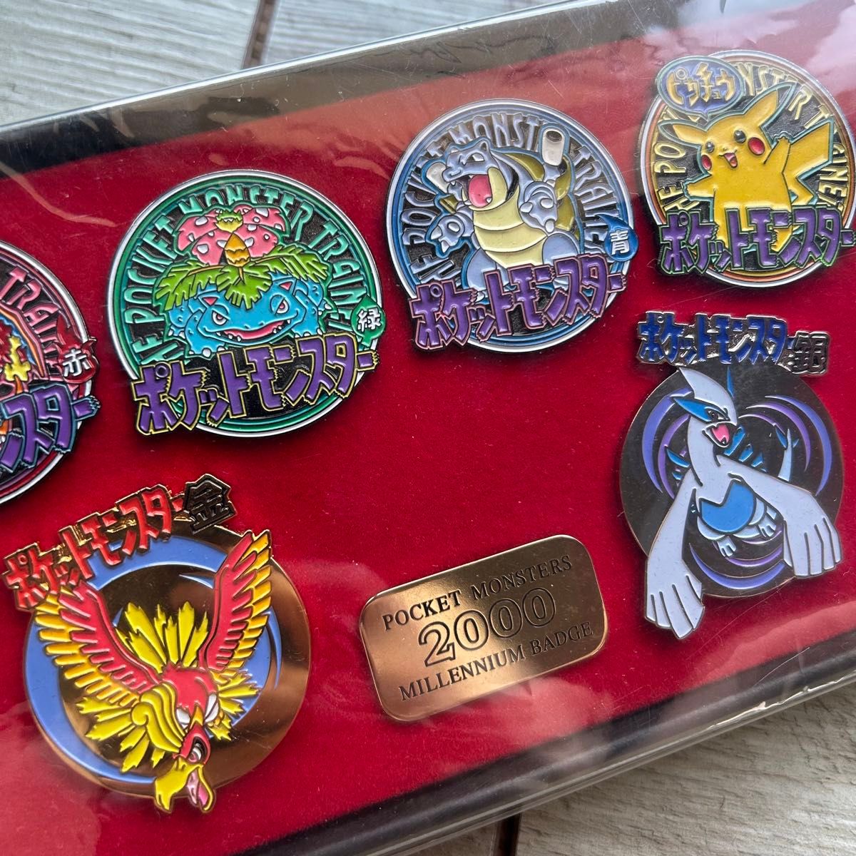 新品 ポケットモンスター ミレニアムバッジ ポケモン ピンバッジ 平成