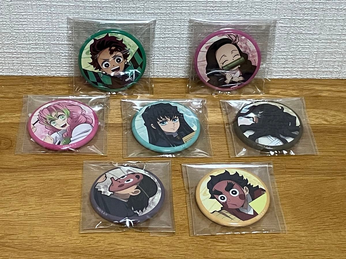 鬼滅の刃 特典缶バッジ 竈門炭治郎 竈門禰豆子 甘露寺蜜璃 時透無一郎