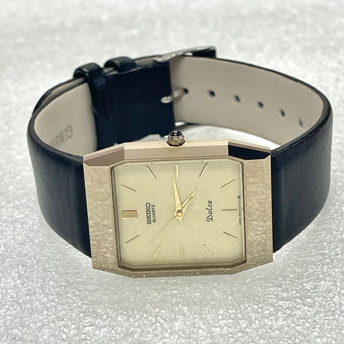 稼働 美品 SEIKO DOLCE 超硬型 クォーツ スクエア レクタンギュラー