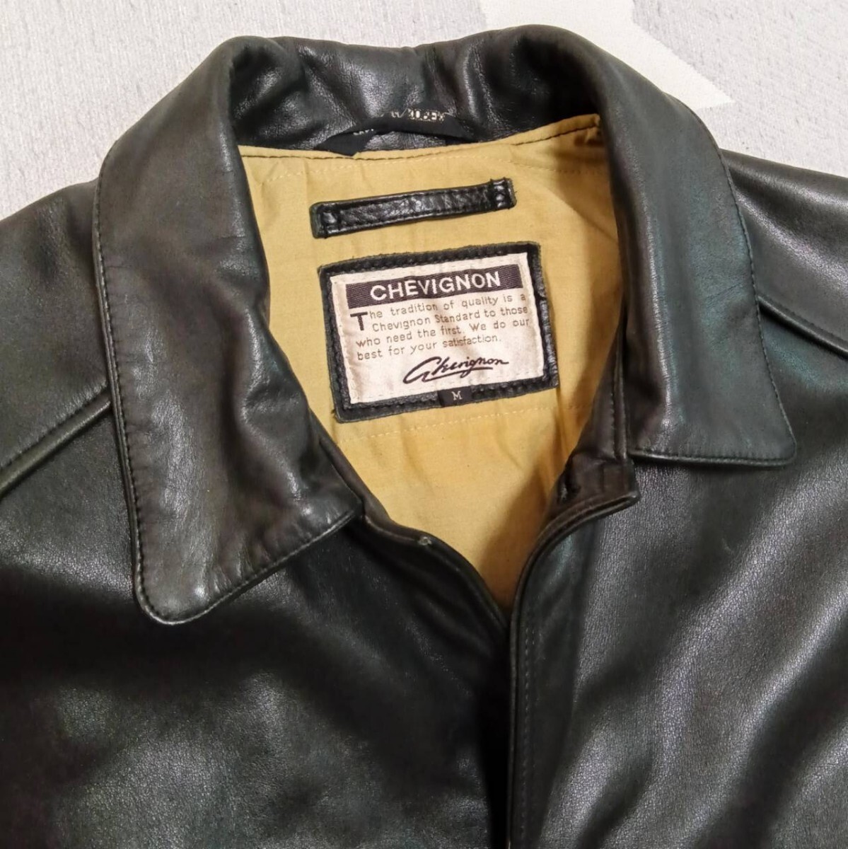 フランス CHEVIGNON カーコート ヴィンテージ M カウハイド 牛革 肉厚