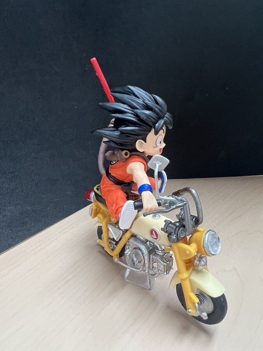 新品 ドラゴンボール 孫悟空 亀仙人 バイク フィギュア 2体セットPVC