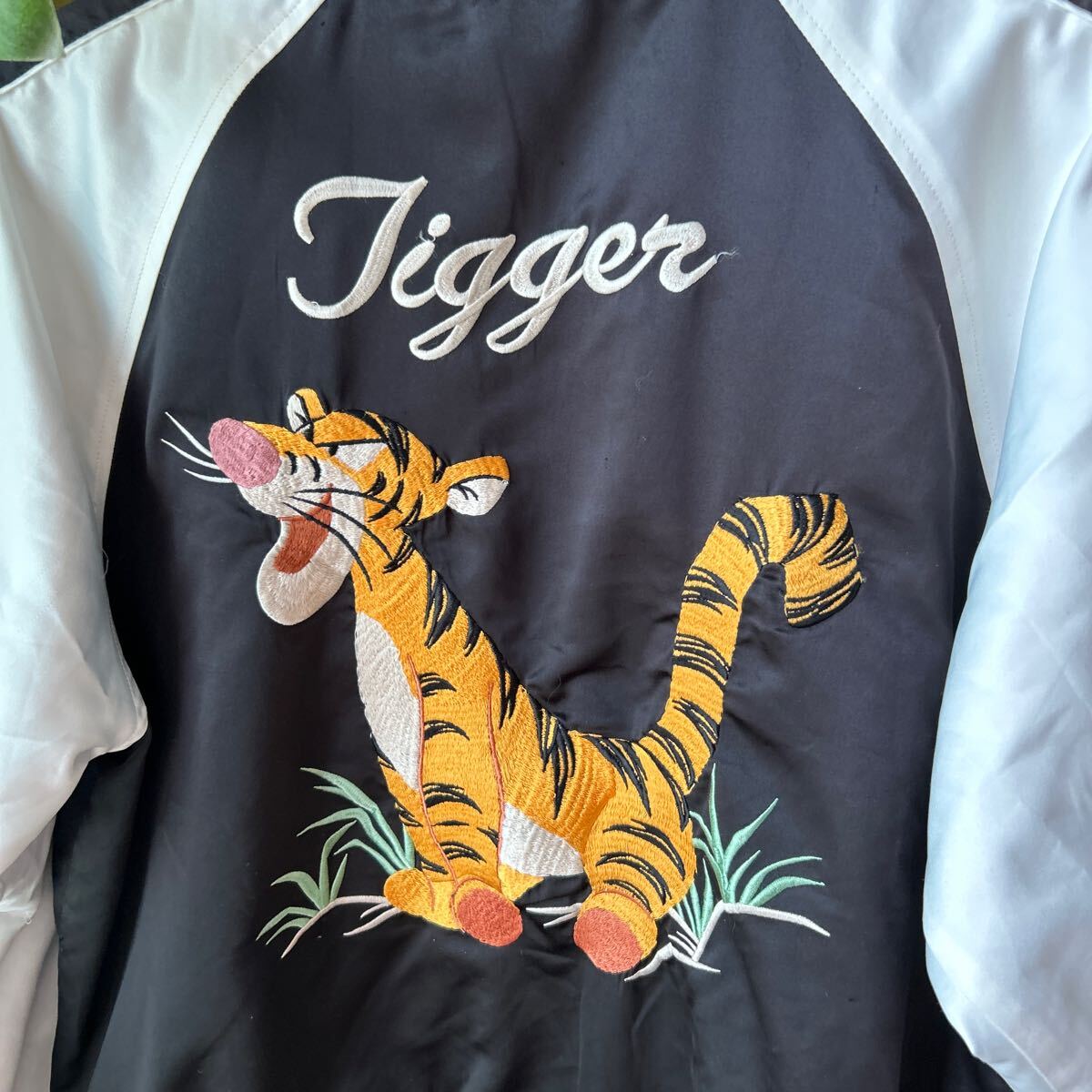 ディズニー ティガー スカジャン 黒 L XL｜Yahoo!フリマ（旧PayPayフリマ）