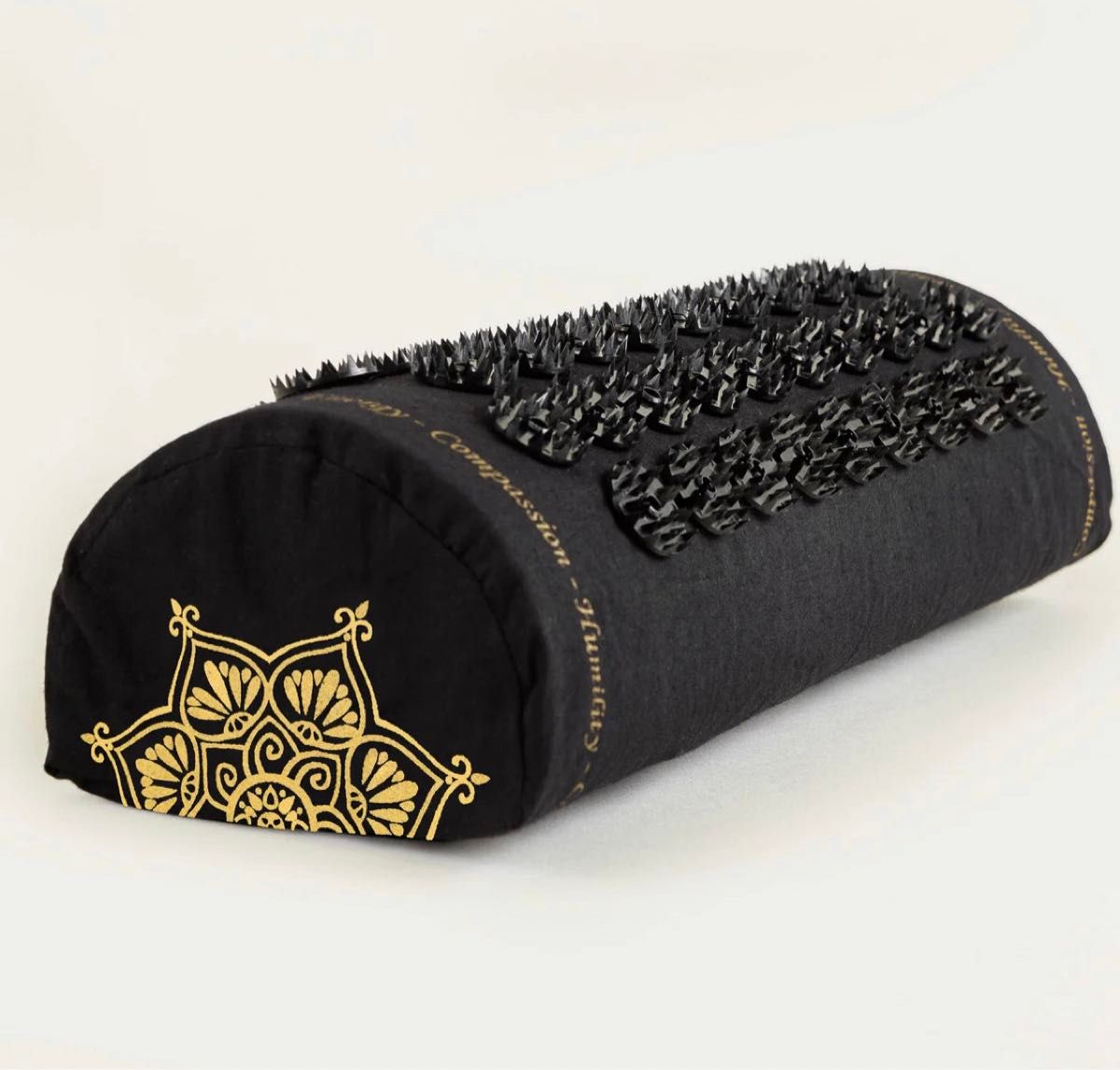 シャクティマット ピロー ブラック shakti 極美品 マッサージ ツボ 鍼