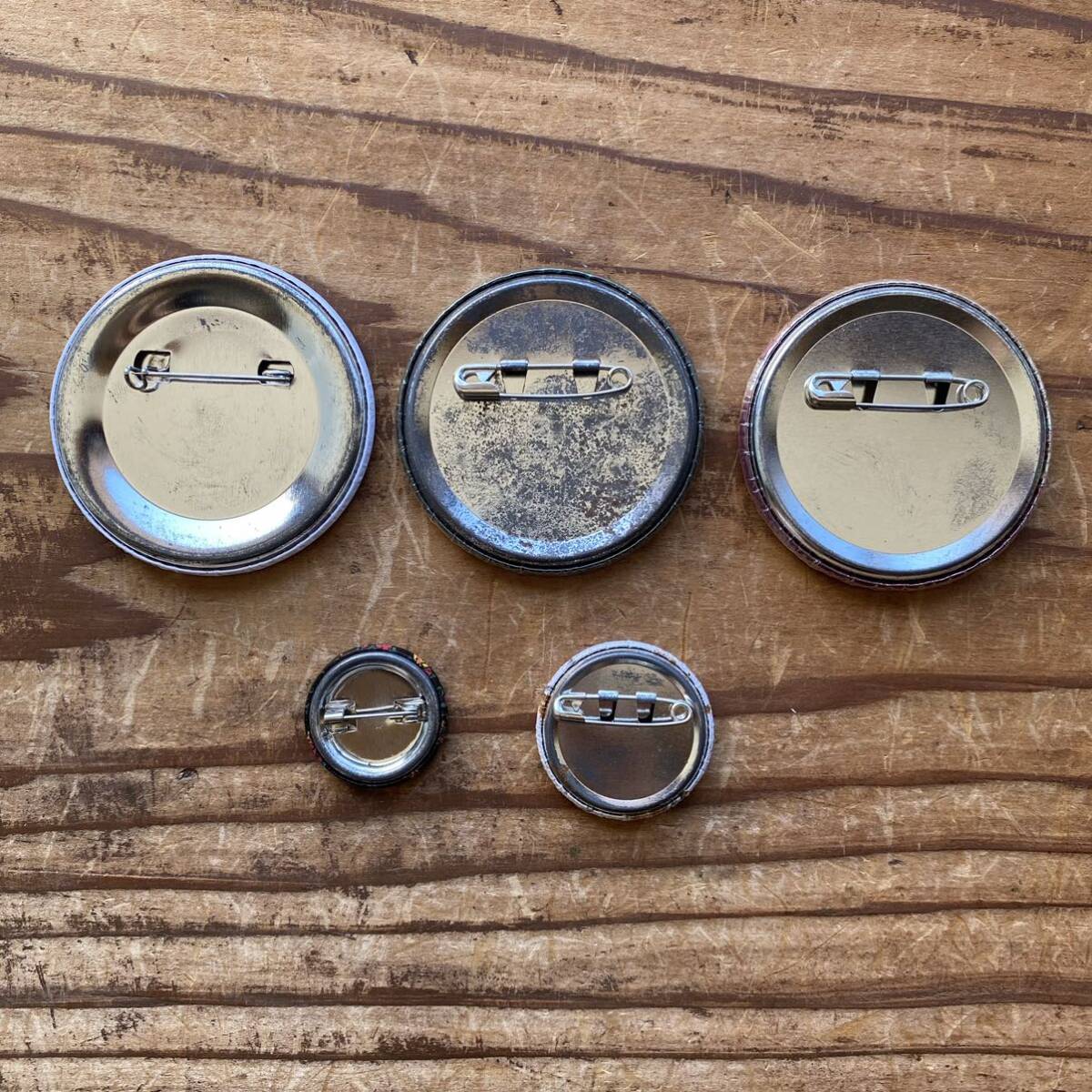 アンダーカバー UNDERCOVERISM 2005SS but beautiful Ⅱ期 バッジ 5個