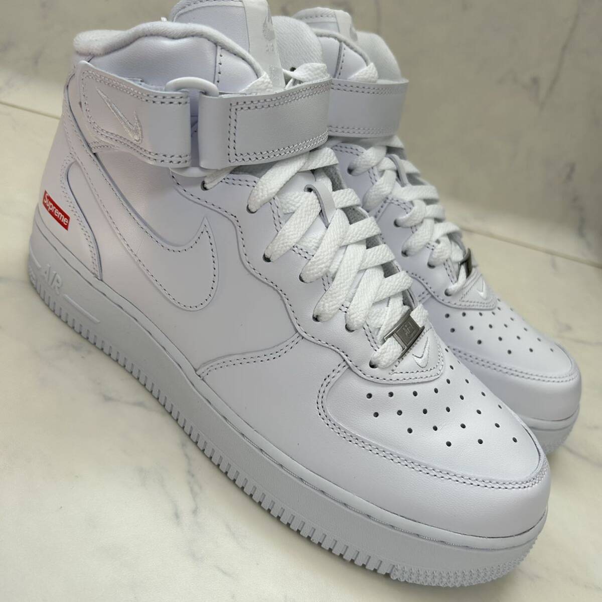 送料無料 26CM Supreme Nike Air Force 1 Mid WHITE シュプリーム