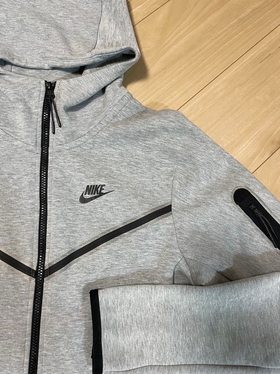 ナイキテックフリース セットアップ 上下セット Sサイズ グレー 美品