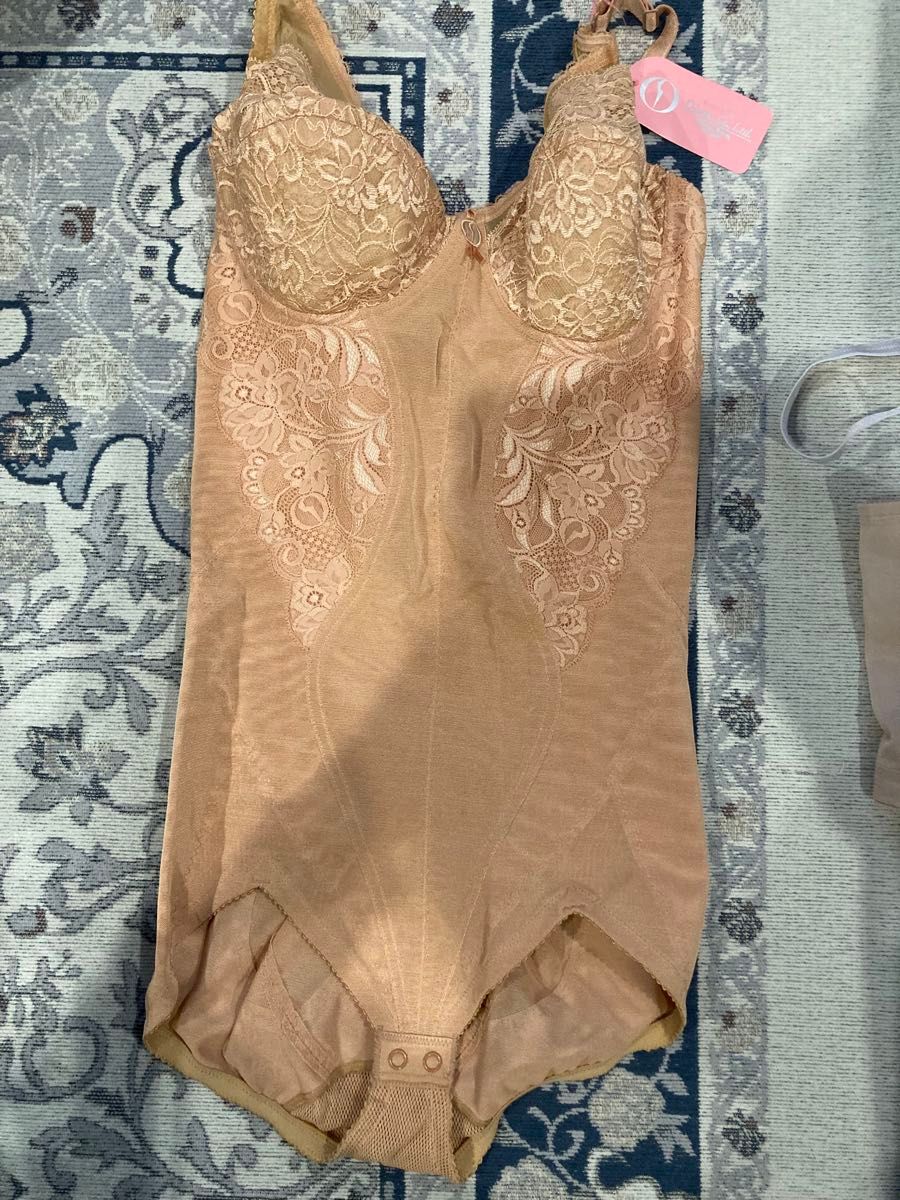 ダイアナ ボディスーツ サイズD85LL｜Yahoo!フリマ（旧PayPayフリマ）