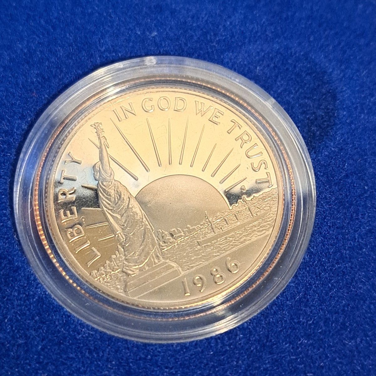 自由の女神 LIBERTY銀貨 1ドル ハーフダラー リバティコイン アメリカ