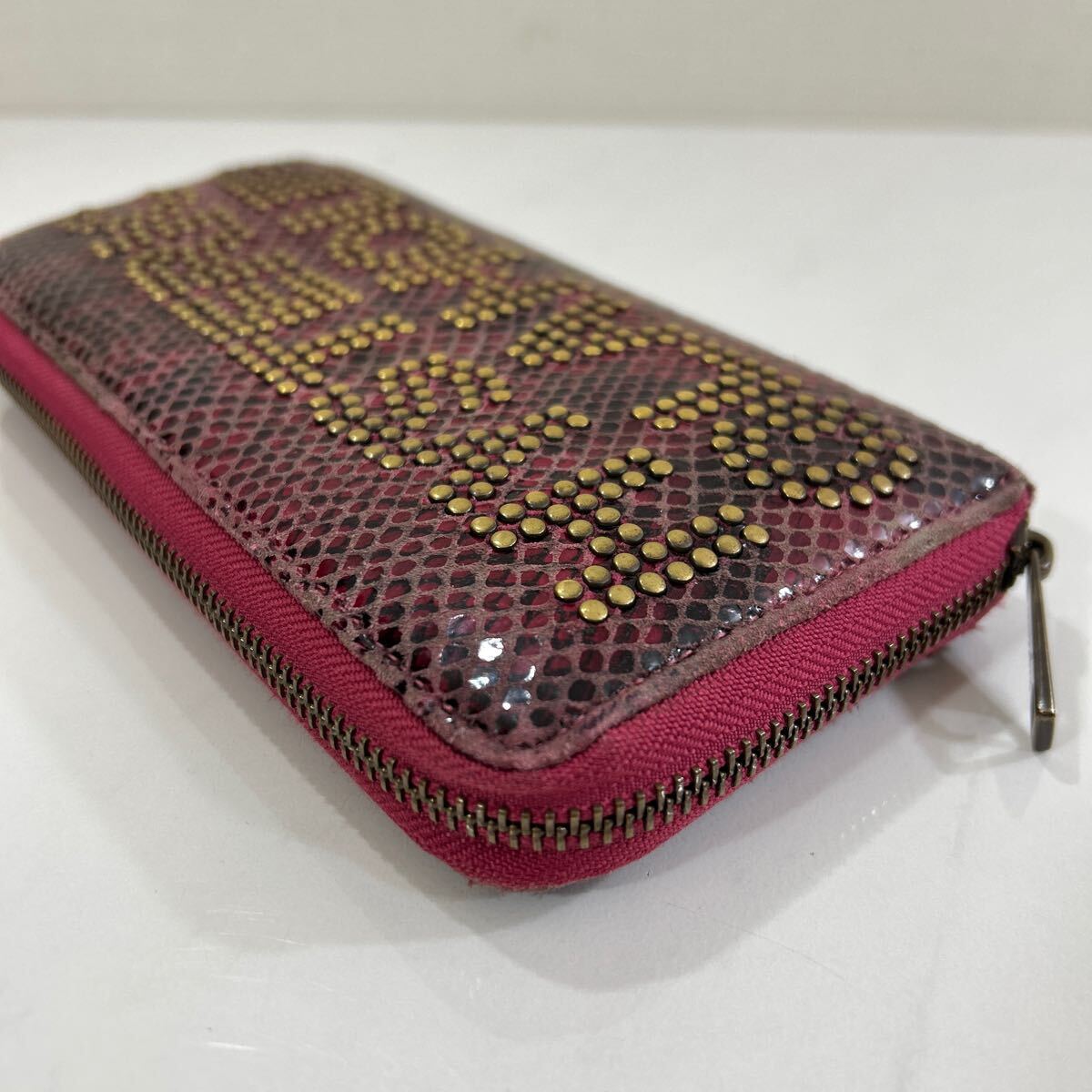 MYSTERIC GLAMOUR ヒステリックグラマー スタッズ付き 長財布 ラウンド