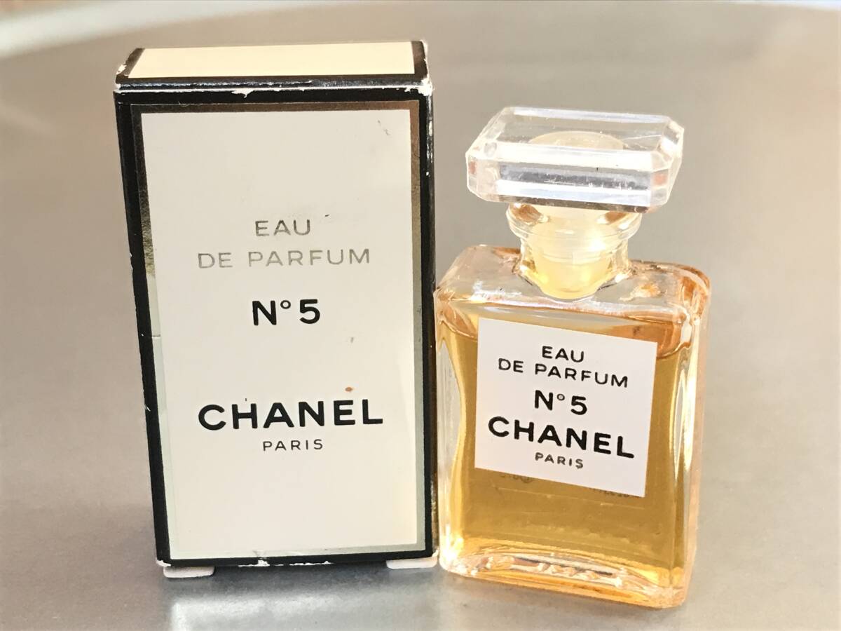CHANEL シャネル N°5 オードゥ パルファム 4ml ミニチュア ミニボトル
