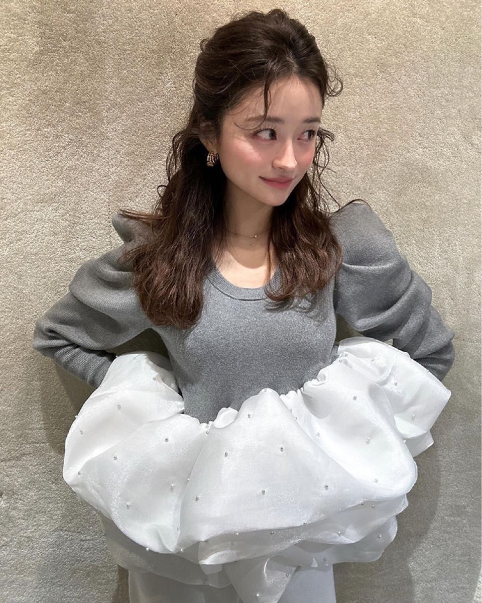 最終下げ ラスト1点 Bibiy AMELIE PEPURAMU KNIT｜Yahoo!フリマ（旧