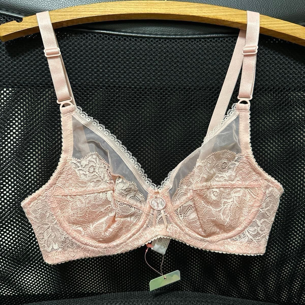 新品タグ付き 補正下着 ダイアナ ブラジャーA ボディスーツ ダイア