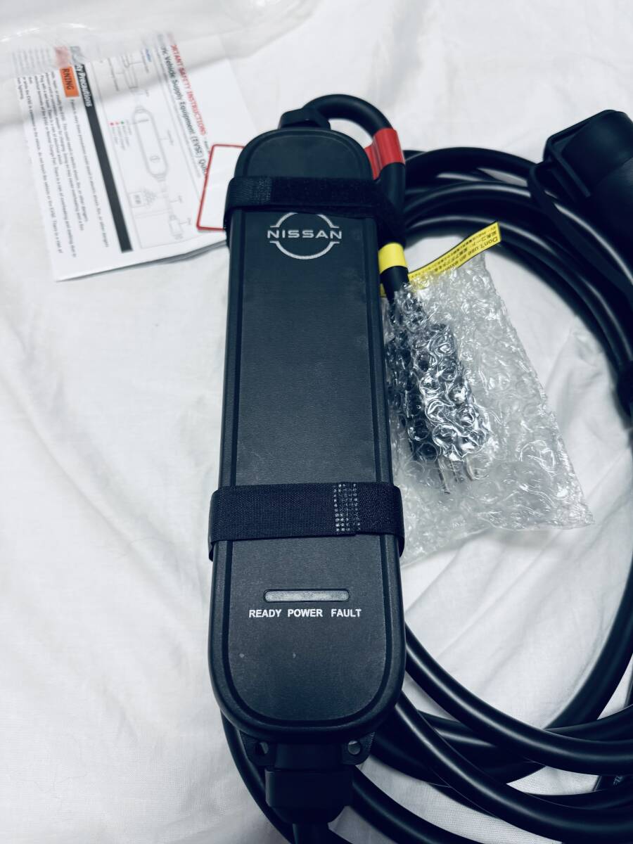 新品未使用 最新型番 日産リーフ充電ケーブル 29690 7TC0A｜Yahoo