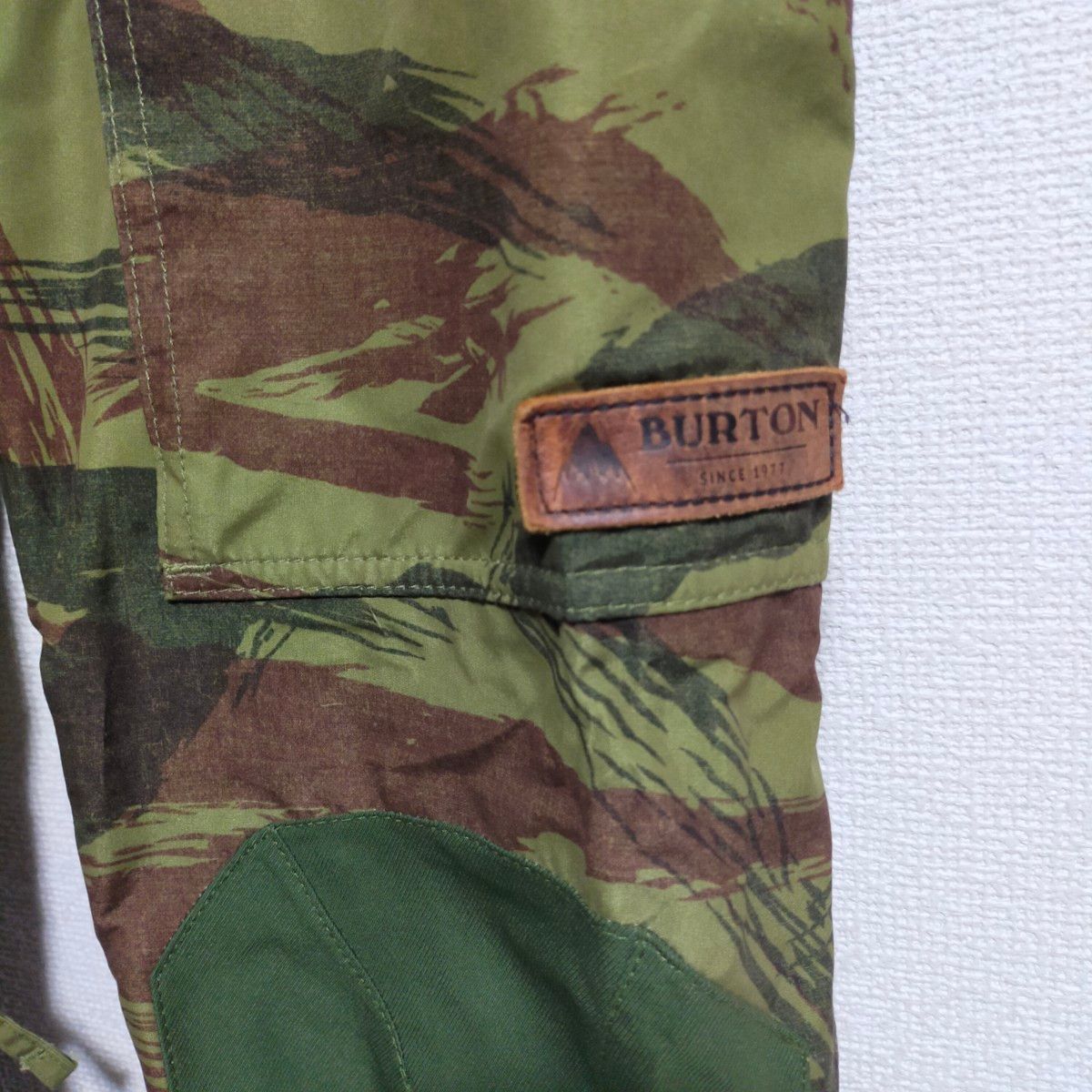 BURTON バートン Living Lining スノーボード パンツ 迷彩