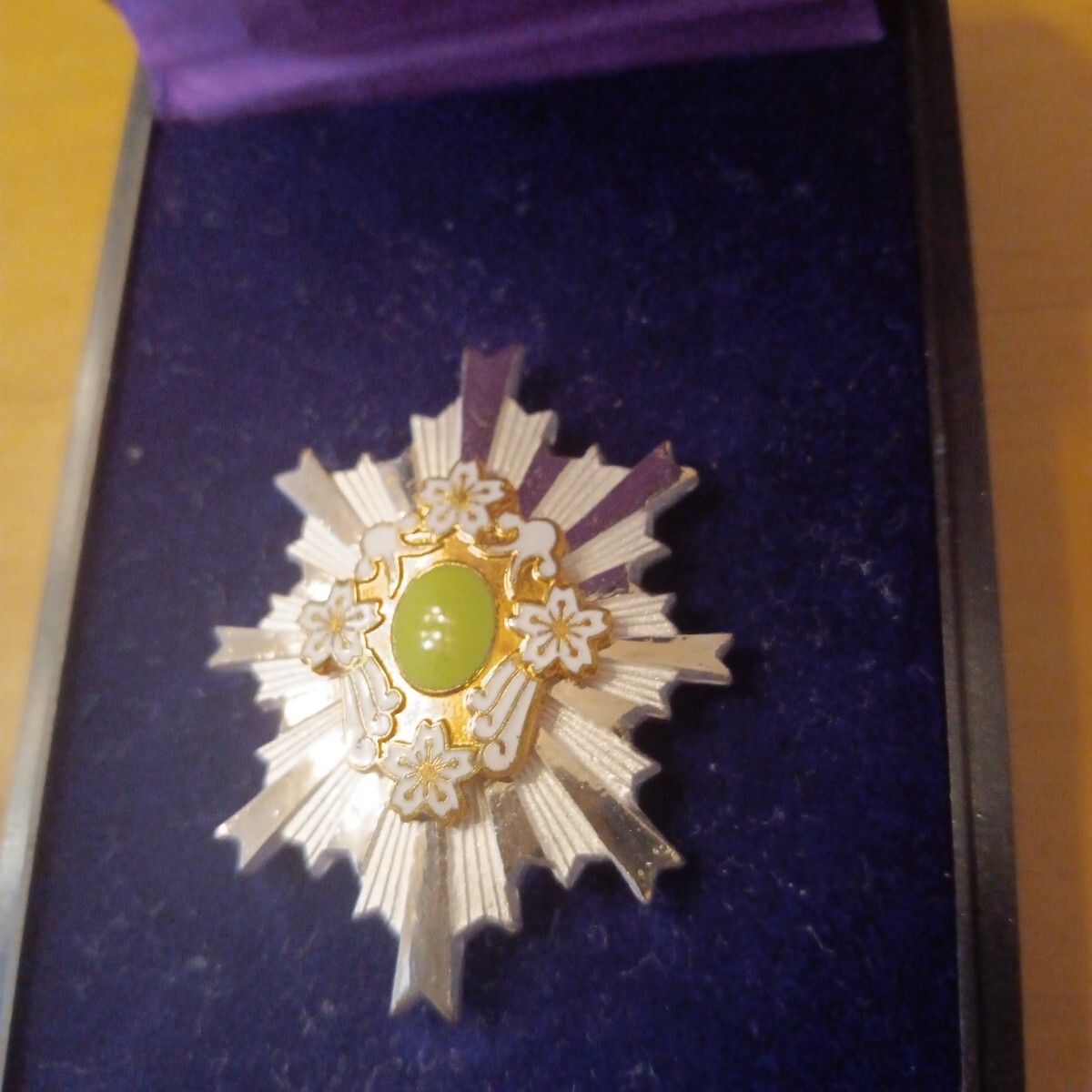 激レア 本物保証】第二級 第三号 防衛功労章 記念章セット 勲章 徽章