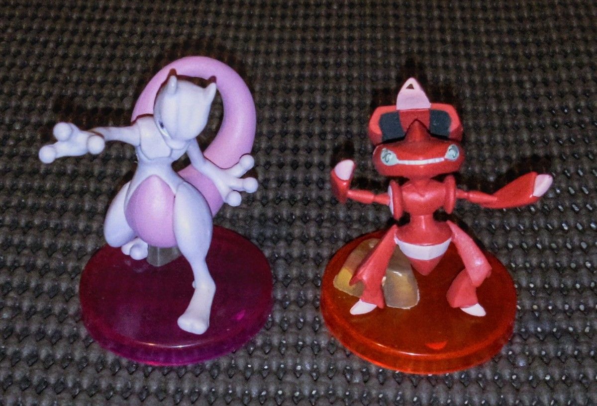 立体ポケモン図鑑 BW ミュウツー 赤いゲノセクト フィギュア 立体図鑑