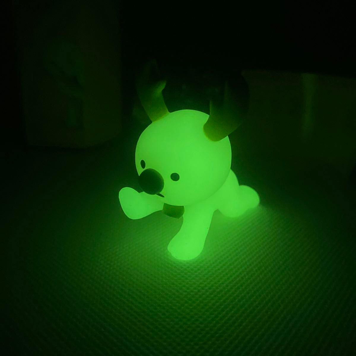 スミスキー シリーズ 1 シークレット トナカイ トナスキー 蓄光｜Yahoo