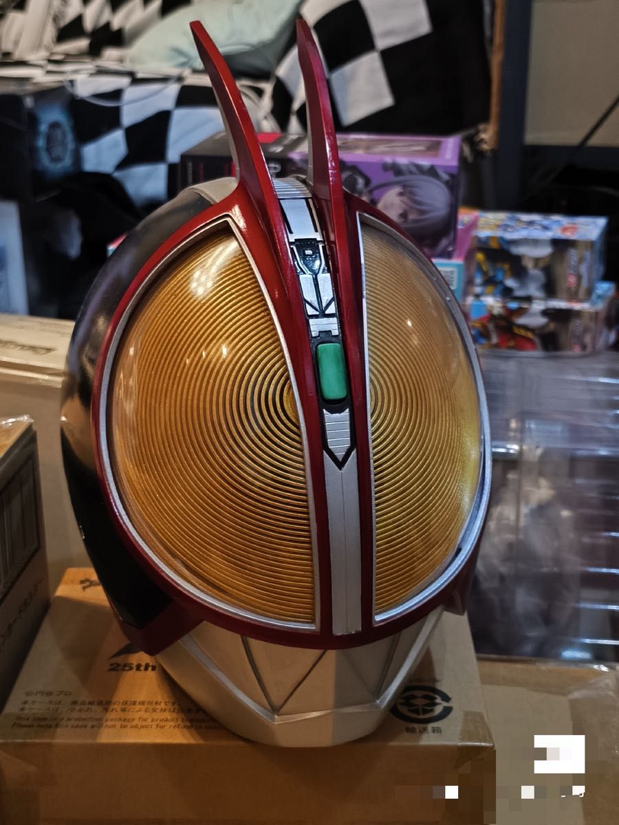 仮面ライダーファイズマスク 1/1コスプレ用 アトラク 塗装完成品 複眼