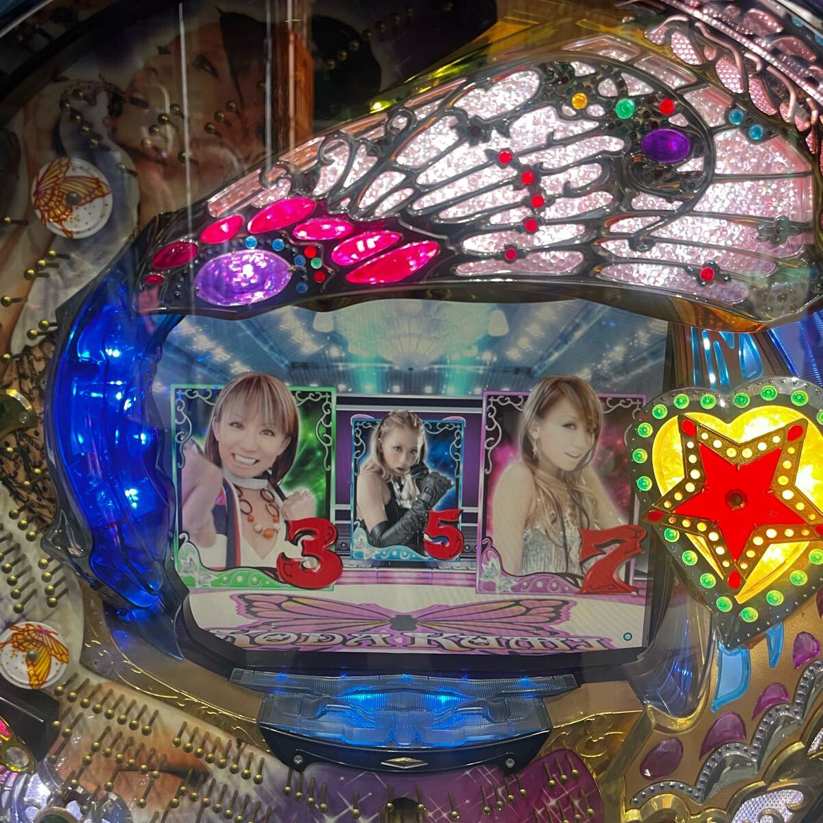 CR フィーバー倖田來未 パチンコ 実機パチンコ台のみ