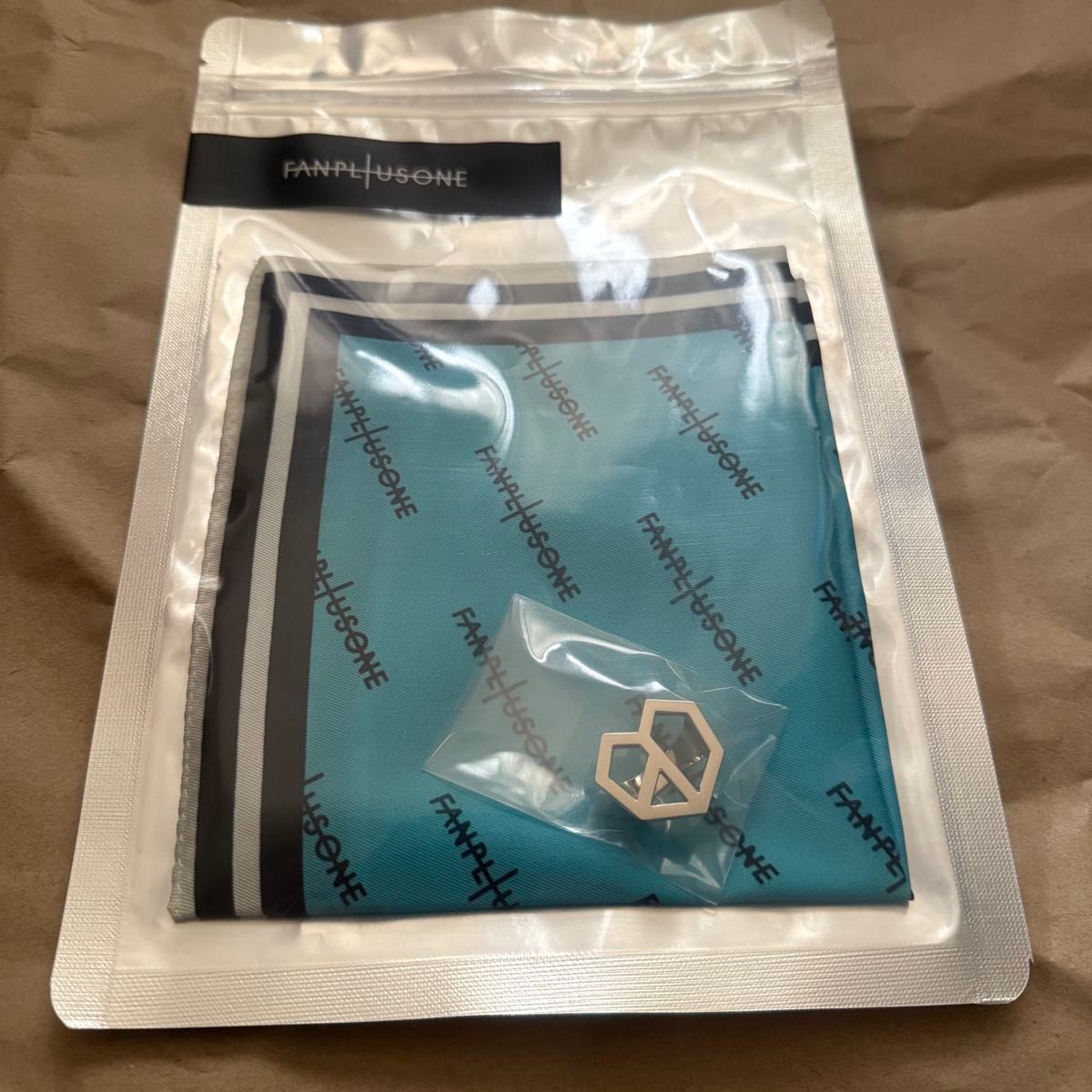 G-DRAGON ジヨン Ubermensch ソウルコン ライトスティック スカーフ