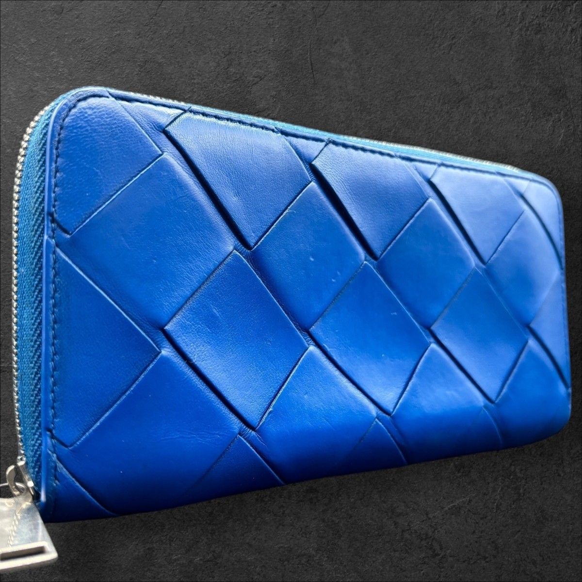 極美品 ボッテガヴェネタ マキシ イントレチャート ラウンドファスナー