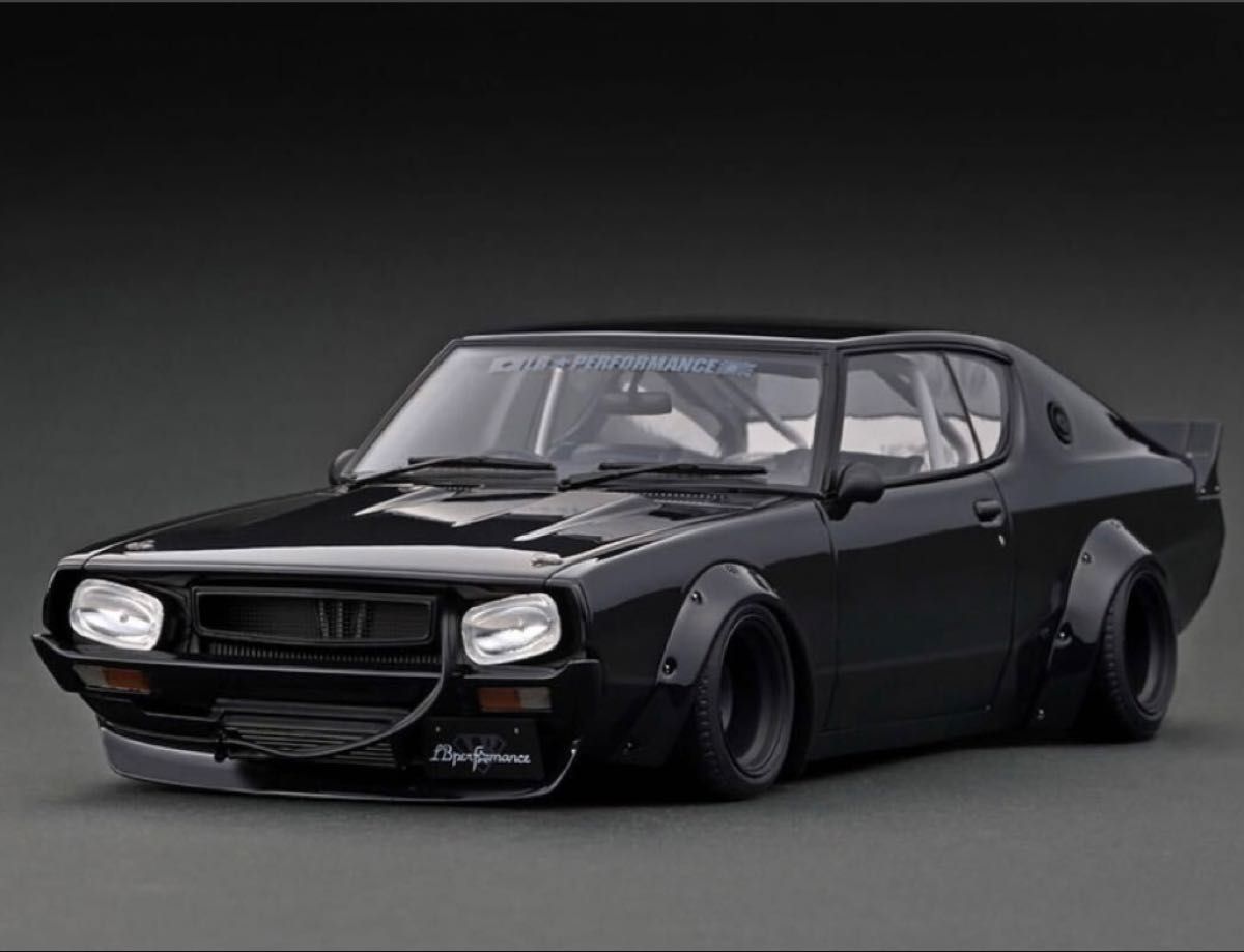 入手困難新品イグニッションモデル1/18 LB-WORKS ケンメリ2Dr 黒