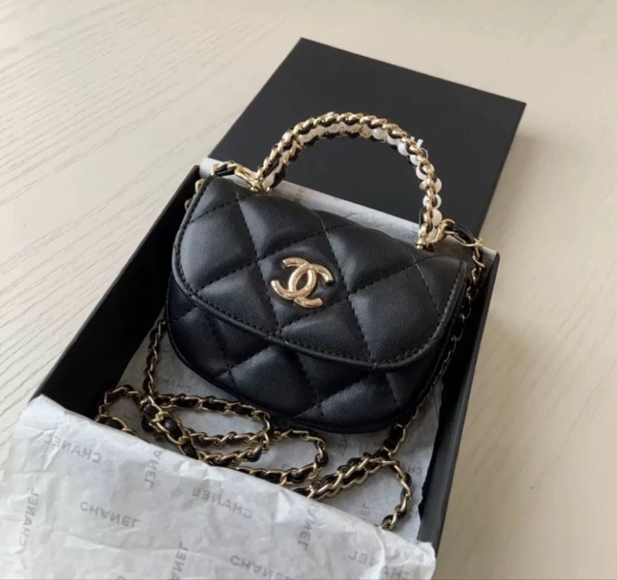 CHANEL ノベルティ ミニショルダーバッグ ゴールドチェーン 箱無し