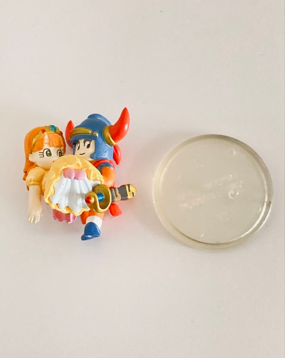 勇者 ローラ姫 ドラゴンクエスト フィギュア キャラクターフィギュア